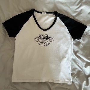 Brandy Melville Heaven Sent V-Neck Top 👼